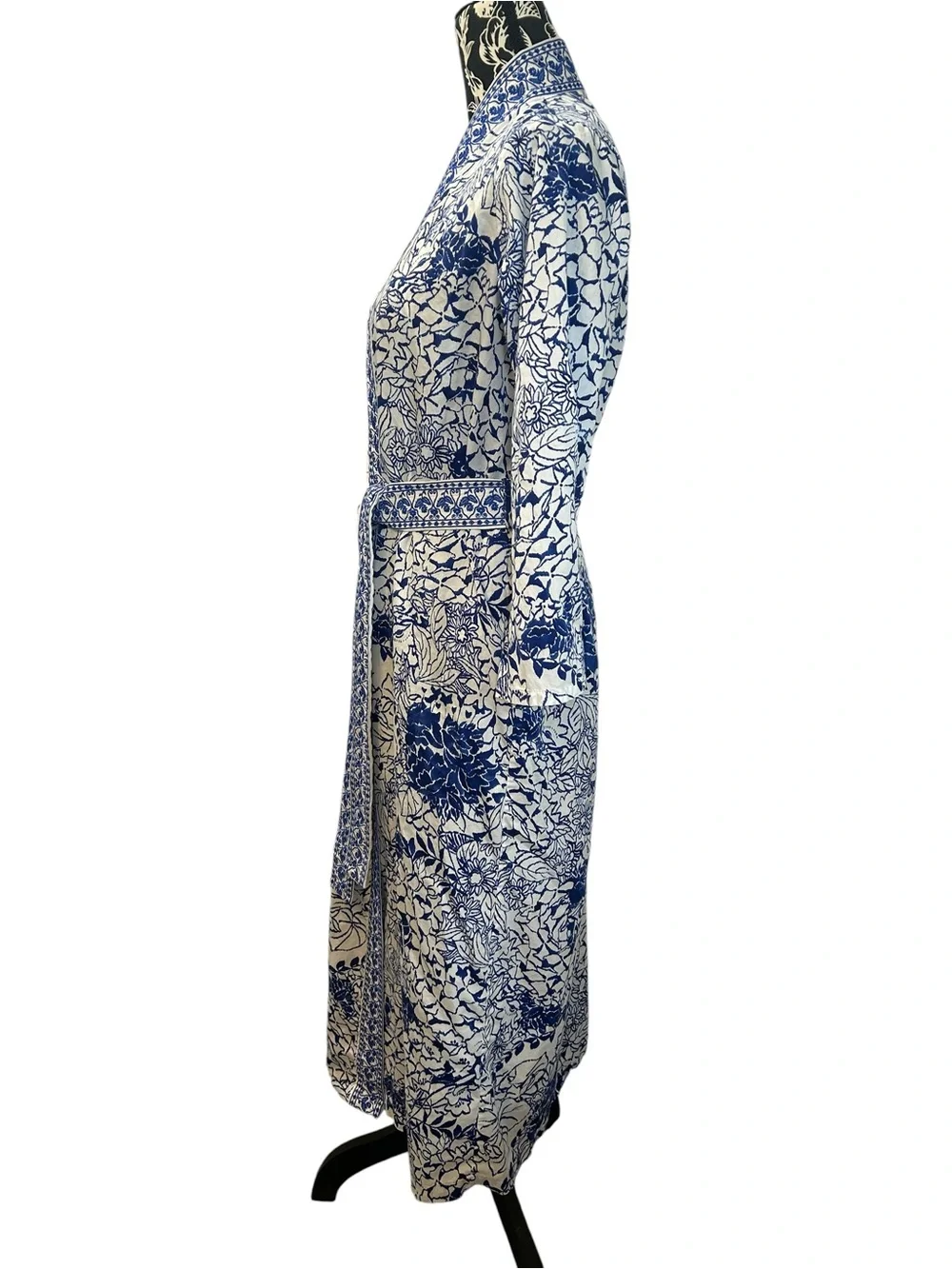 Cabernet Embroidered Blue and White Floral Kimono Beach Cover-Up Robe Women S - Picture 3 of 6
